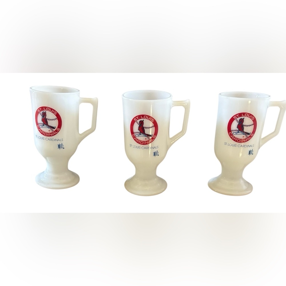 St. Louis cardinal vintage collectible milk glass mugs bundle-3 total IHOP